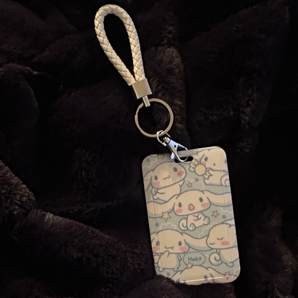 Cinnamon Roll Keychain with Cream Strap and Card Holder